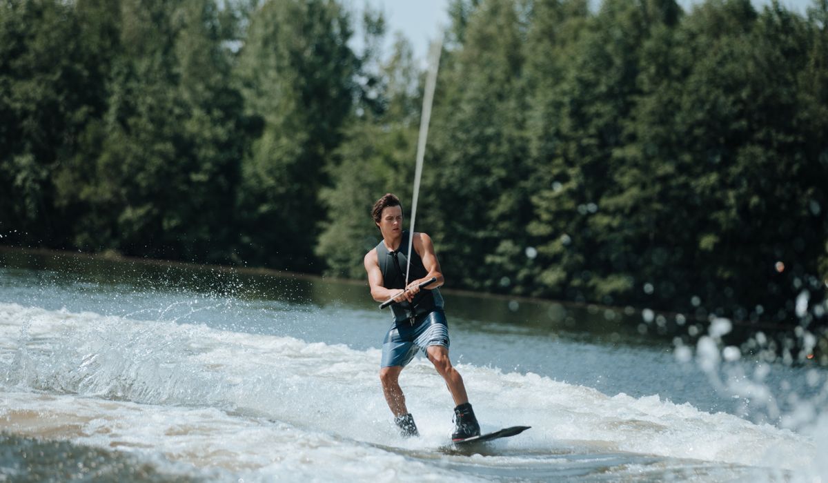 Adjusting Tow Rope Length for Beginner Wakeboarders